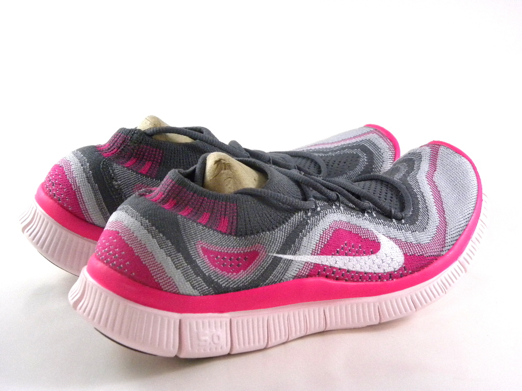 nike free flyknit pink